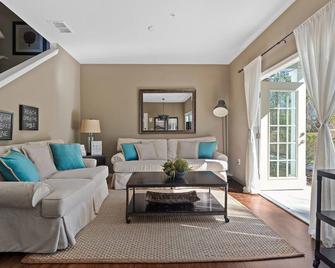 Cozy Decor 4br At West Lucaya Resort Wl8972 - 灣湖 - 客廳
