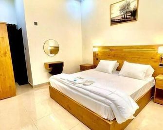 Bnb Royal Galaxy Family Hotel - Karachi