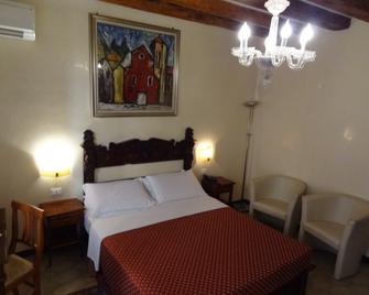 Hotel Minerva e Nettuno - Venezia - Camera da letto