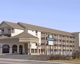 Days Inn by Wyndham Apple Valley Pigeon Forge/Sevierville - Sevierville - Bygning