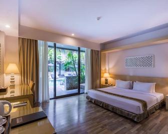 Le Grande Bali - South Kuta - Bedroom