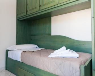 BeB le Frattocchie - Castel di Sangro - Camera da letto