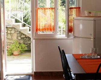 Apartments with a parking space Brsecine, Dubrovnik - 8549 - Brsečine - Dining room