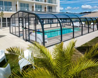 Golden Tulip La Baule - La Baule-Escoublac - Pool