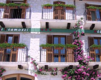 Hotel Ai 4 Camosci - Civitella Alfedena - Gebäude