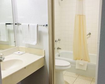 Motel 6 Falls Church, Va Arlington Boulevard - Falls Church