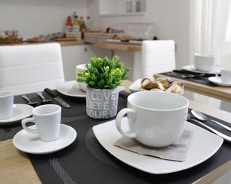 B&B Island Tropea vista mare - Tropea - Dining room