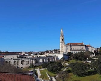 Fatima Experience 50m from the Sanctuary - Fátima - Outdoors view