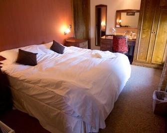 Ye Olde Cheshire Cheese - Buxton - Bedroom