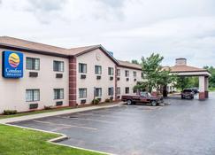 Comfort Inn and Suites Hamburg - Hamburg - Building