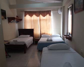 Hostal Miconia House - Puerto Ayora - Schlafzimmer