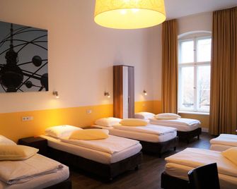 Grand Hostel Berlin Classic - ืืจืืื - ืืืจ ืฉืื ื