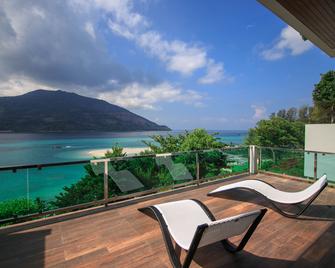 Mountain Resort Koh Lipe - Ko Lipe - Balcony