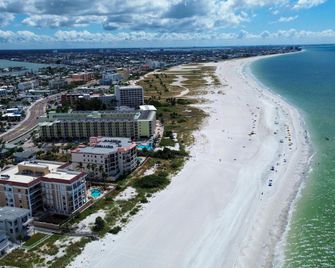 The Bungalows - Treasure Island - Spiaggia
