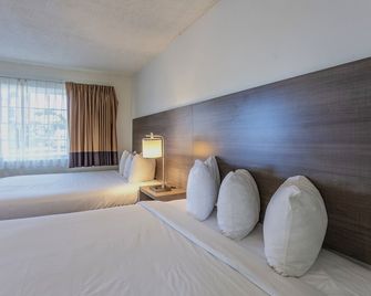 Coastal Breeze Inn - Morro Bay - Chambre
