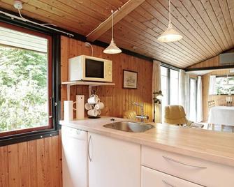 6 person holiday home in Læsø-By Traum - Vesterø Havn - Kitchen