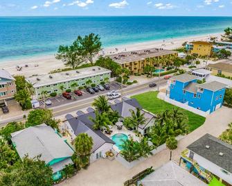 The Retreat at Anna Maria Island Inn - Bradenton Beach - Будівля