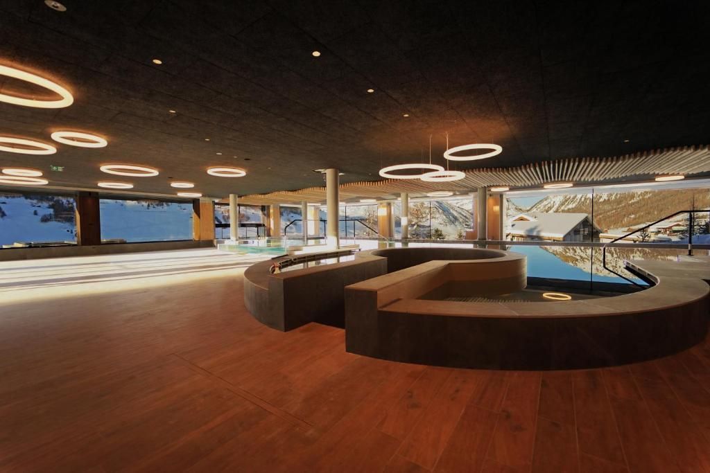 Alpen Resort Bivio - ליביניו