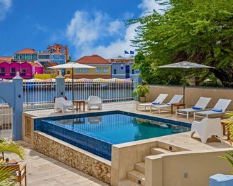 Atelier Skalo Boutique Hotel - Willemstad - Zwembad