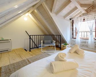 Apartments & Rooms Tiramola - Old Town - Trogir - Habitación