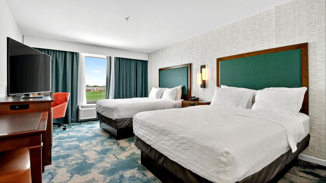 Hampton Inn & Suites Chippewa Falls