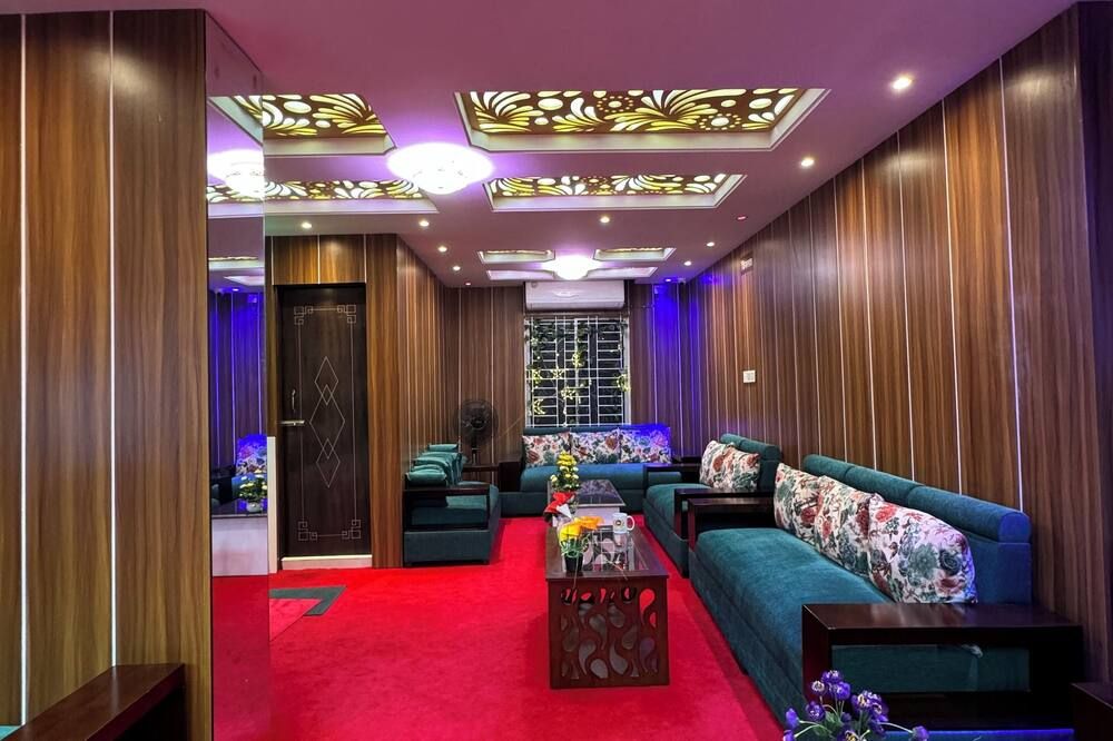 Hotel In Need - Near to the US France Italy Saudi Embassy and Airport thumbnail 2
