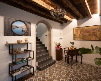 B&B Basta Bussare - Chioggia - Aufgang