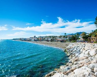 Apt. p/3 10' from the beach w/Wifi in Torremolinos - Torremolinos - Strand