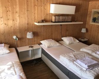 Amdenlodge - Bienenheim Naturhostel - Amden - Bedroom