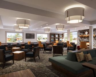Gray Wolf Inn & Suites - West Yellowstone - Area lounge