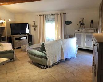 Provençal house - Céreste - Sala de estar