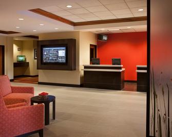 Courtyard by Marriott Toronto Airport - Toronto - Front desk