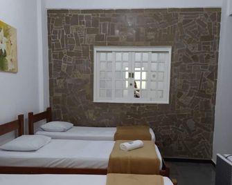 Maranim Plaza Hotel - Amparo - Bedroom