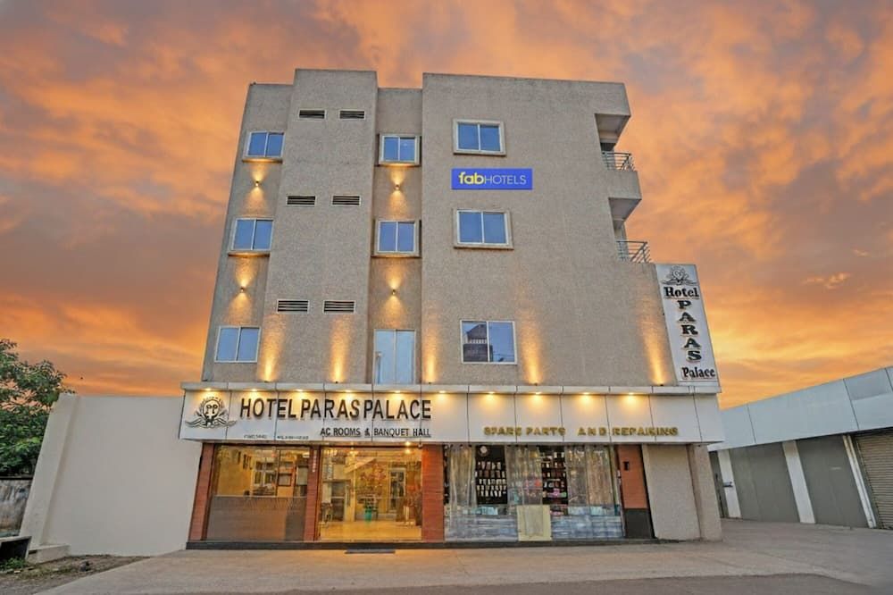Fabhotel Paras Palace - בהופאל - בניין