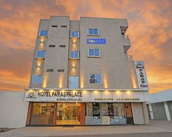 FabHotel Paras Palace - Sant haridas railway station - Bhopal - Building