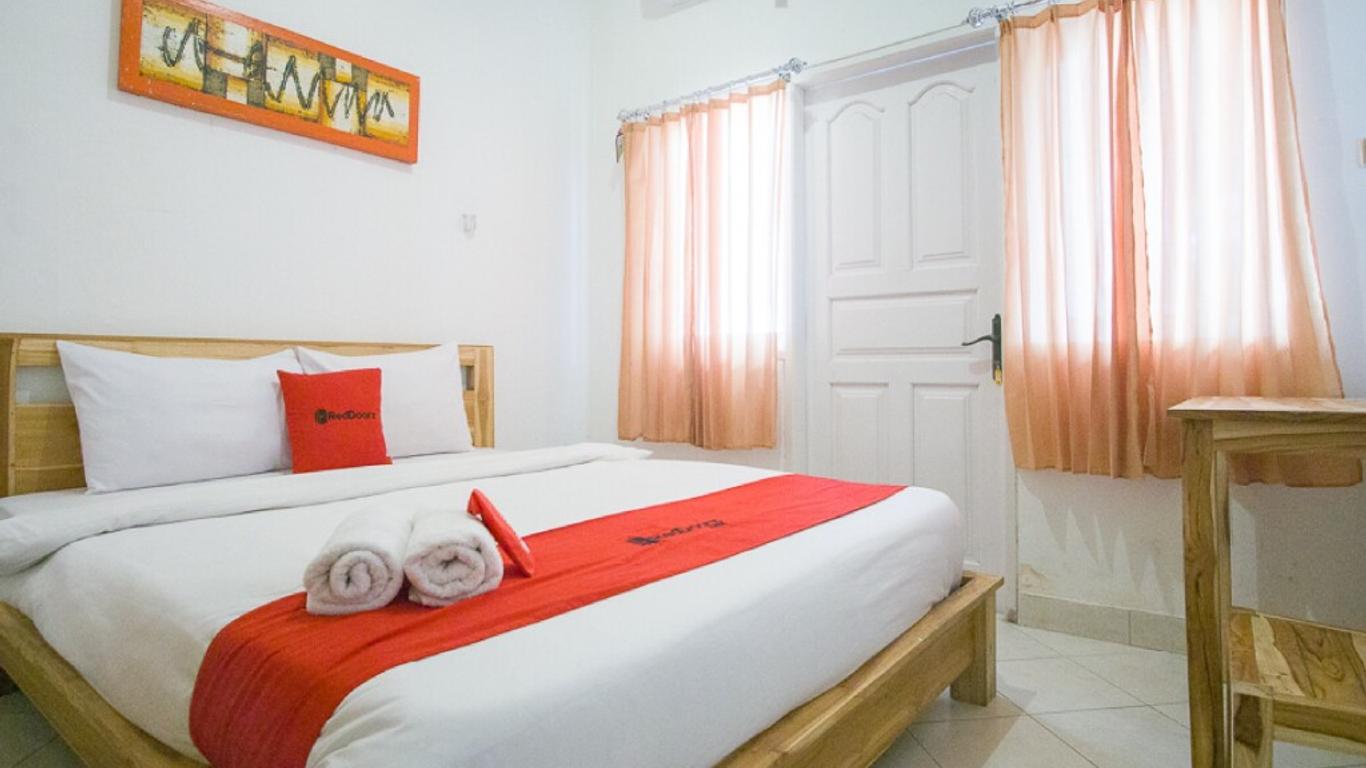 RedDoorz @ Jalan Gatot Subroto Denpasar