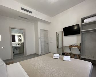 Hotel Ester - Firenze - Camera da letto