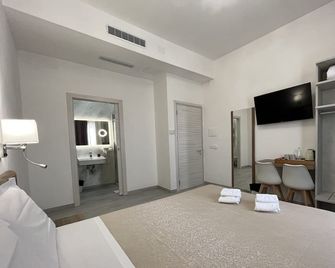 Hotel Ester - פירנצה - חדר שינה