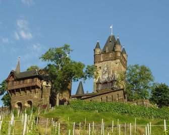 Living in the historic Cochem Old Town - Cochem - Huiskamer