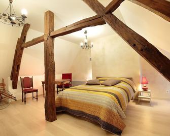 Gîte in the heart of the Perche, Le Percheron - Perche-en-Nocé - Bedroom