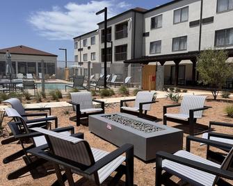 TownePlace Suites by Marriott Corpus Christi Portland - Portland - Innenhof