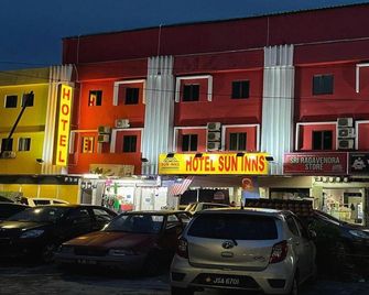 OYO 90273 Mz Hotel - Skudai - Budova