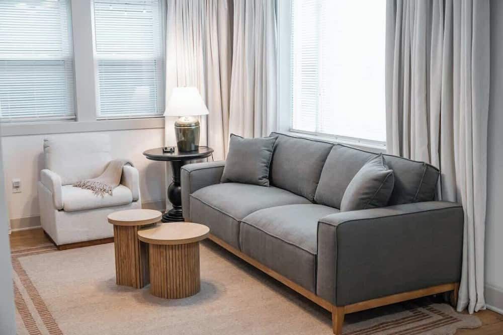 The Bluebird | Pet-Friendly 2br Apt Near Hershey