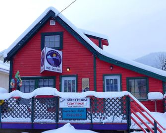 Mountain Thyme Getaway - Wells - Building