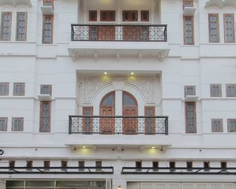 Hotel Radyoharto Yogyakarta - 日惹 - 建築