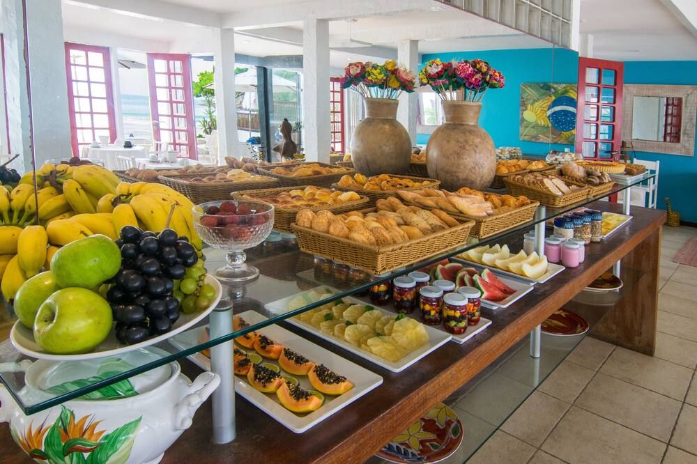 Chez Pitu Praia Hotel - בוזיוס