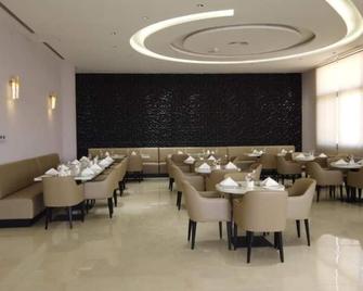 H Luxury Hotel - Wadi Musa - Restaurant