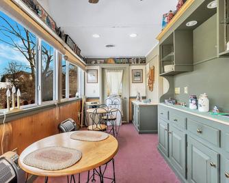 Country suite - Red Barn village - Dickson City