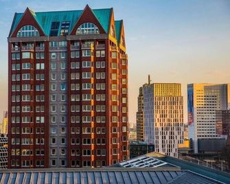 Ervaar Luxe en Comfort in het Hart van Rotterdam - Reserveer Nu! - Rotterdam - Byggnad