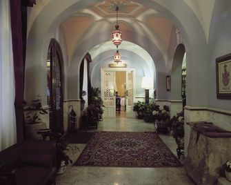 Hotel Xabier - Javier